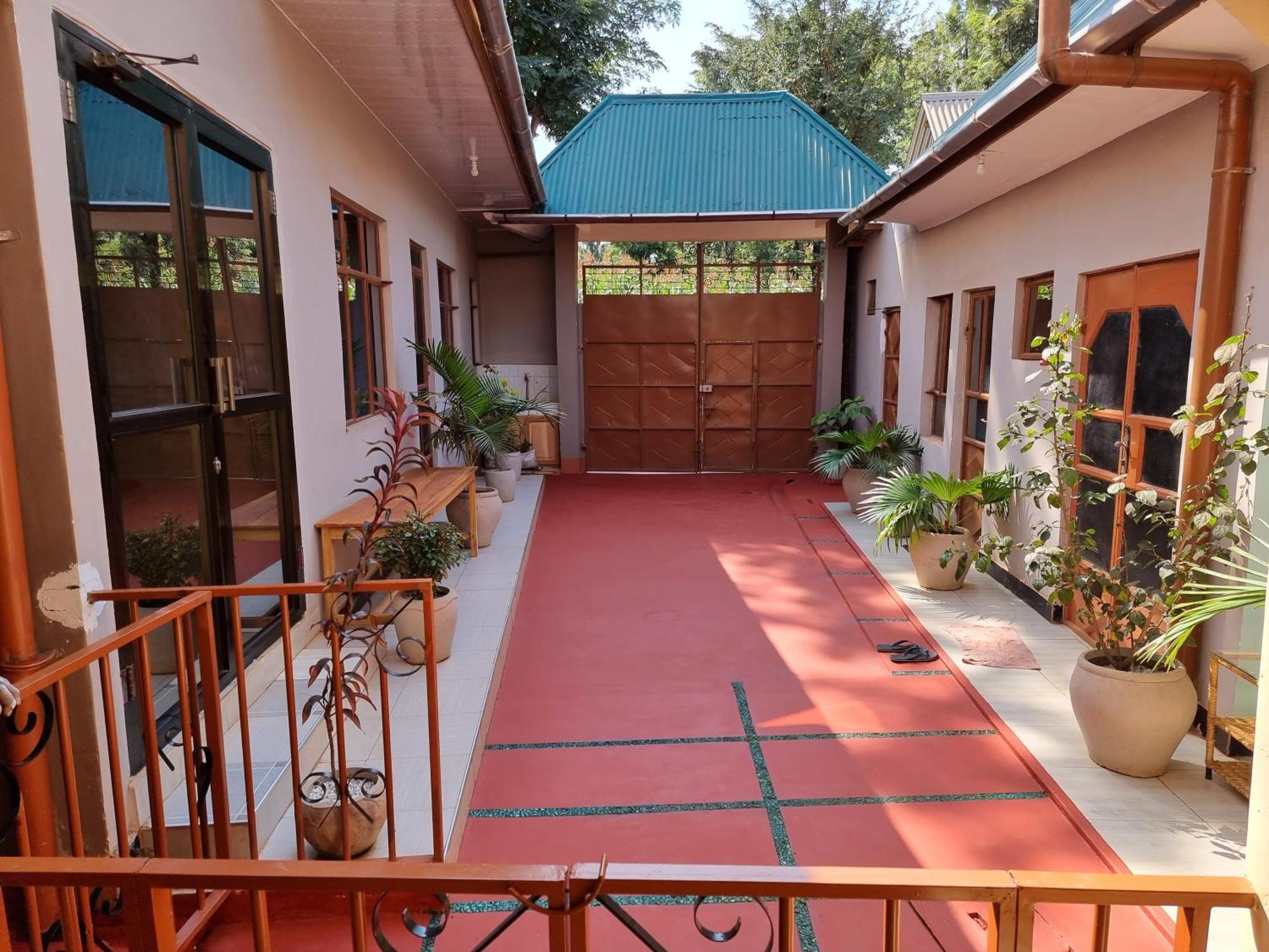 Kisanga Homestay Moshi Ngoại thất bức ảnh